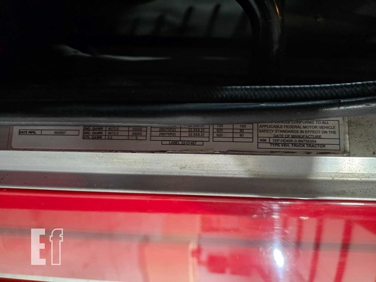 2008-peterbilt-386-image-33