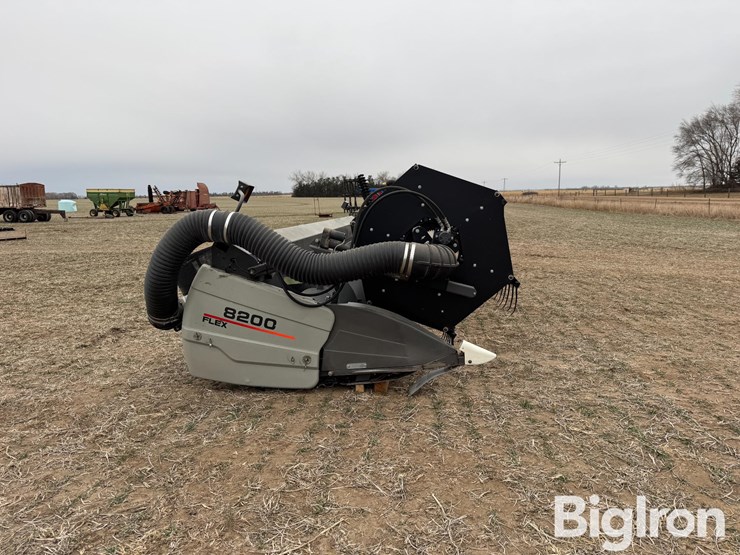 2011-agco-8200-image-4