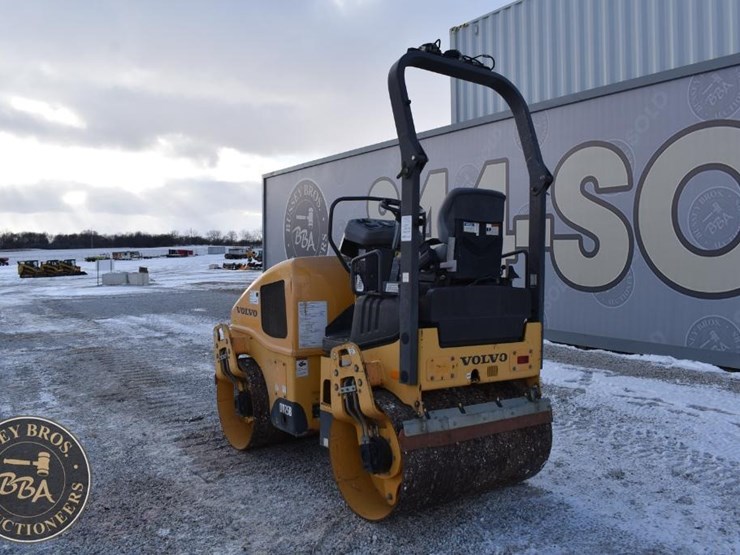 2019-volvo-dd25b-image-6