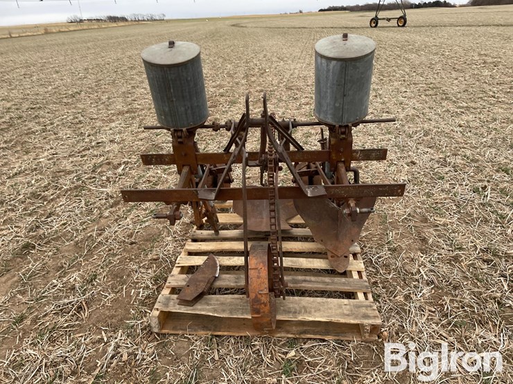 antique-planter-image-2