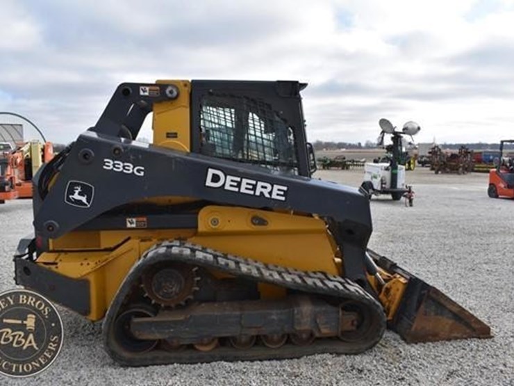 2019-deere-333g-image-14
