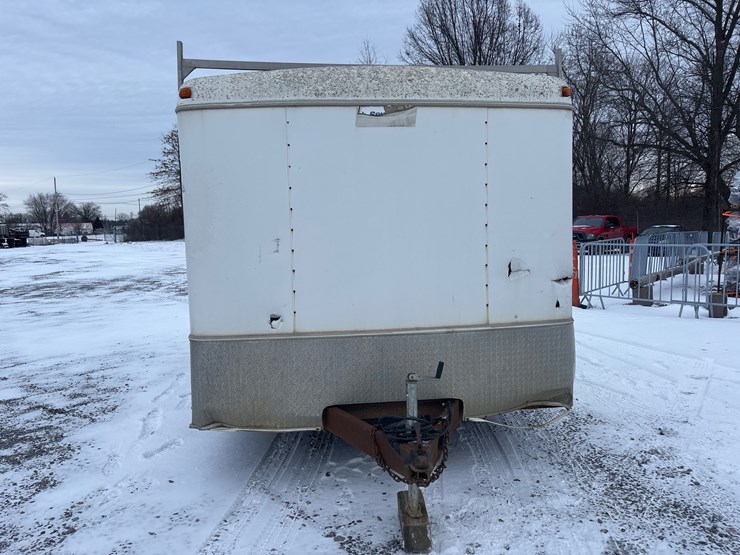 2004-united-expressline-image-2