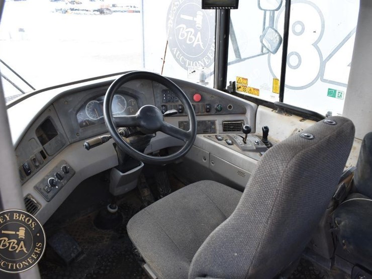 2012-volvo-a40f-image-24