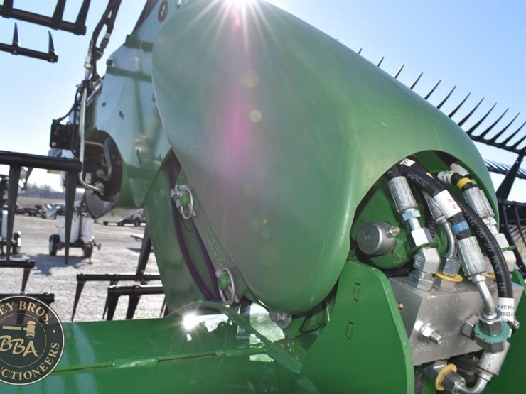 2020-john-deere-740fd-image-19