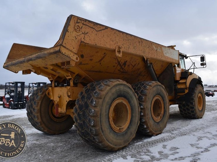 2011-volvo-a40f-image-8