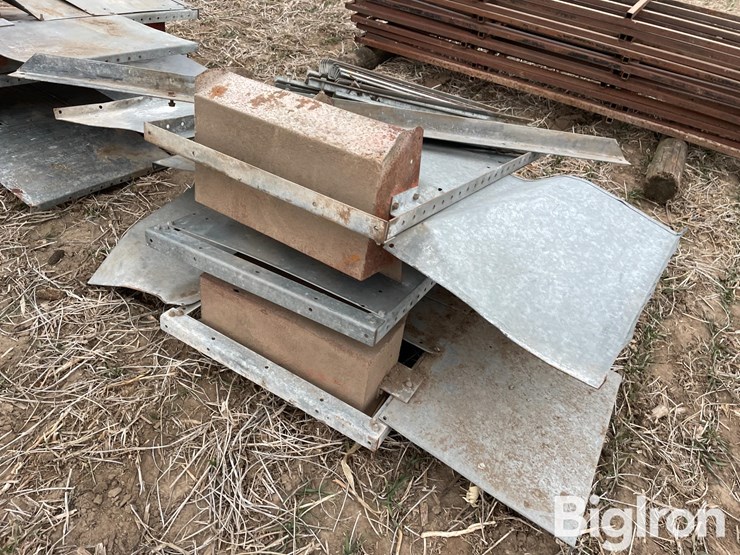 hog-farrow-crates-image-15