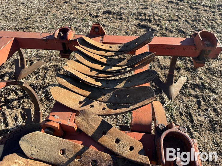 15'-3-pt-chisel-plow-image-11