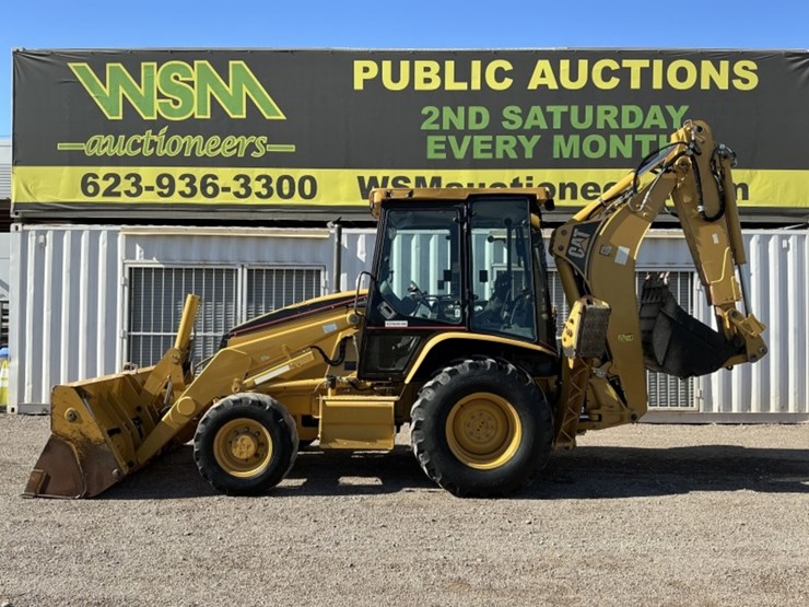 caterpillar-420d-image-1