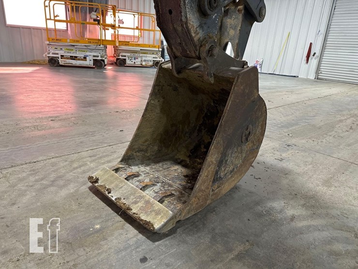 2014-deere-310k-ep-image-17