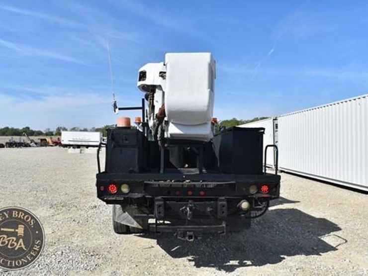 2007-gmc-topkick-c5500-image-11