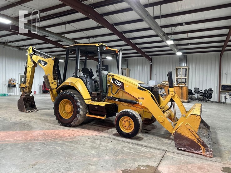 2016-caterpillar-415f2-image-2