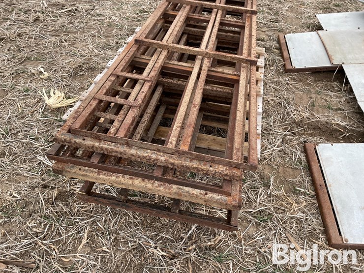 hog-farrow-crates-image-16