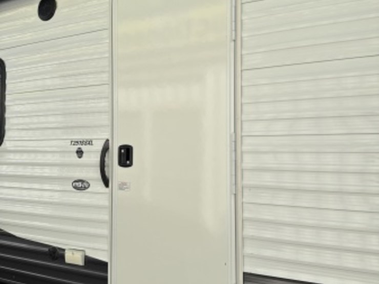 2019-forest-river-smt251ssxl-ca-toy-hauler-image-55