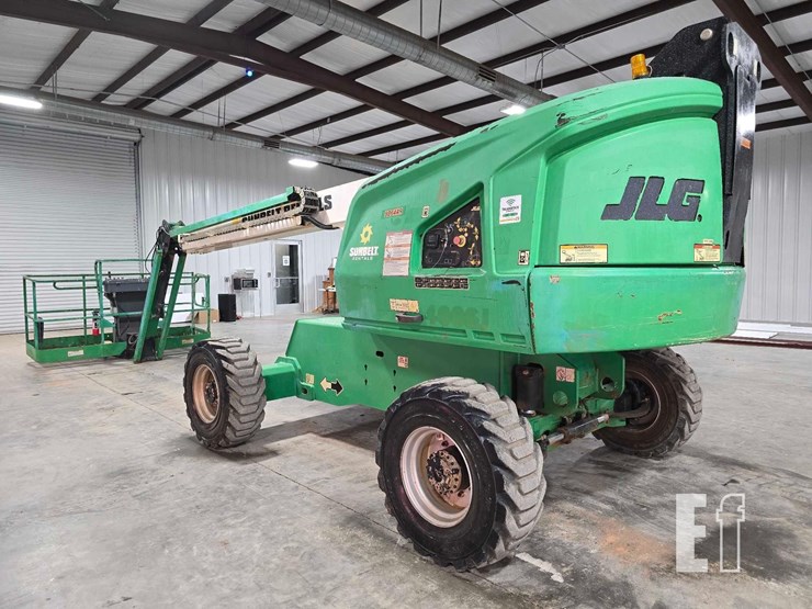 2016-jlg-460sj-image-4