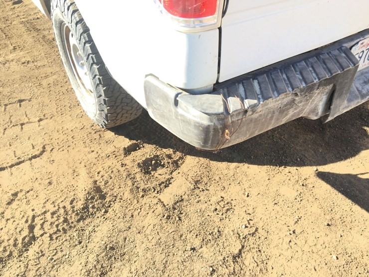 2011-ford-f150-xl-image-16