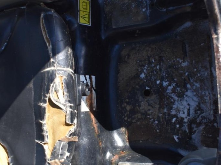 2019-caterpillar-259d-image-44