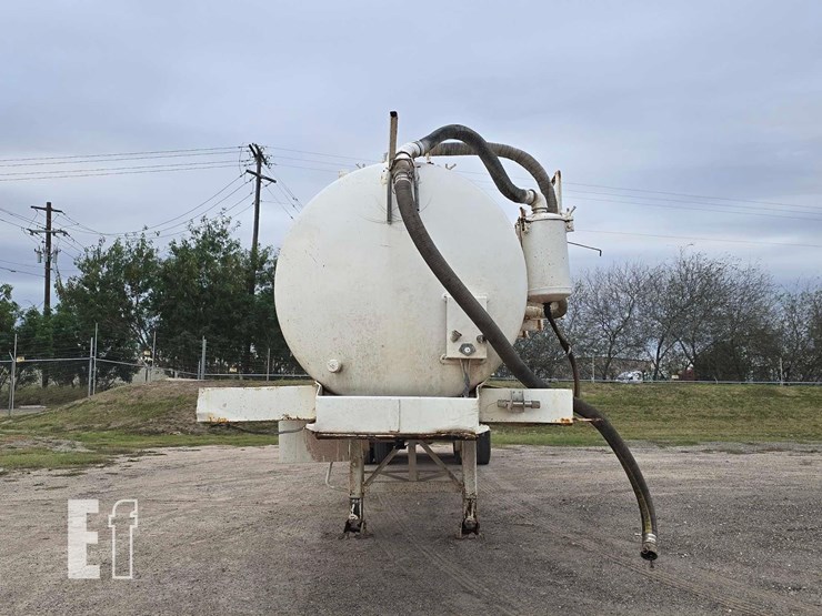 2011-tytal-steel-vacuum-41-foot-tanker-trailer-image-7