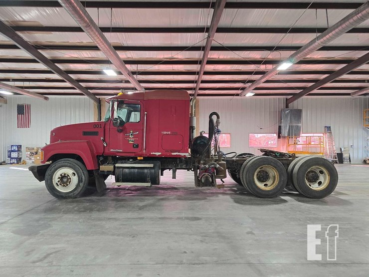 2007-mack-chn613-image-5