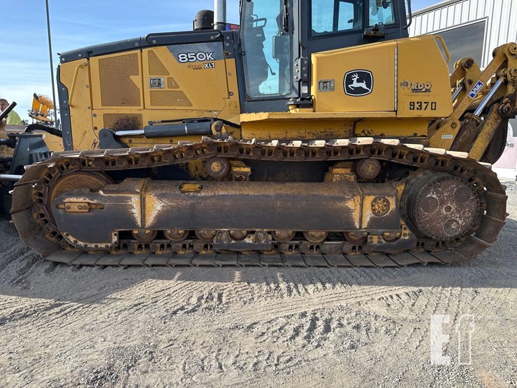 2012-deere-850k-xlt-image-28