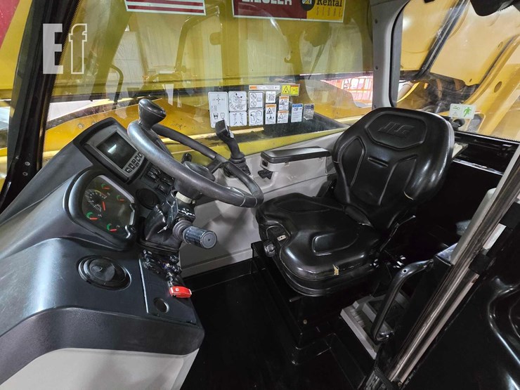 2018-caterpillar-tl1255d-image-12