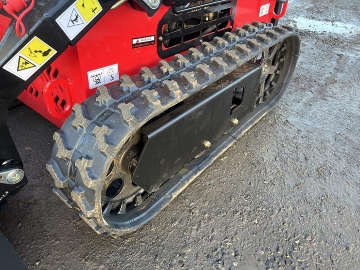 2025-sdlool-380r-mini-compact-track-loader-image-15