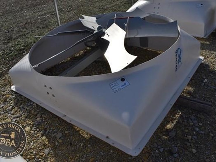 ventec-72in-barn-fan-38948-image-2