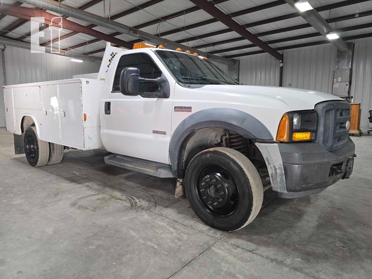 2007-ford-f550-sd-image-2