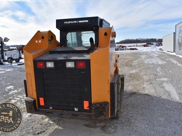 2020-mustang-2550rt-image-14