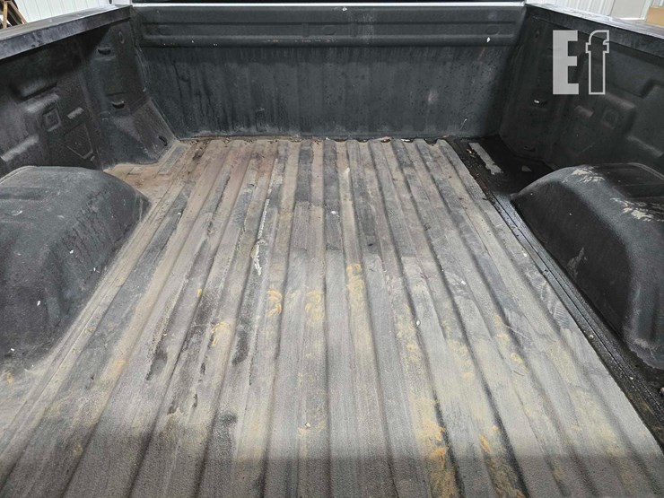 2021-gmc-sierra-1500-image-24