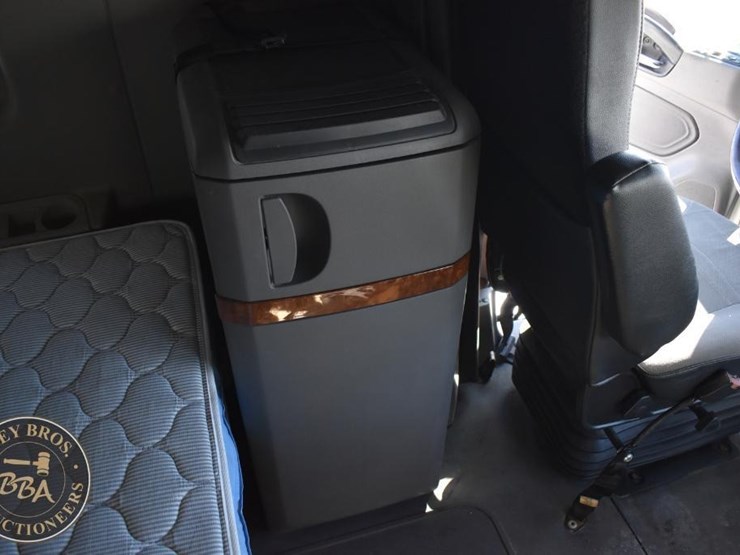 2018-international-lt-image-57