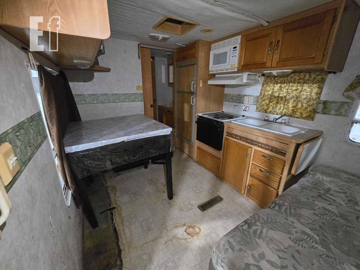 mobile-scout-travel-trailer-image-11