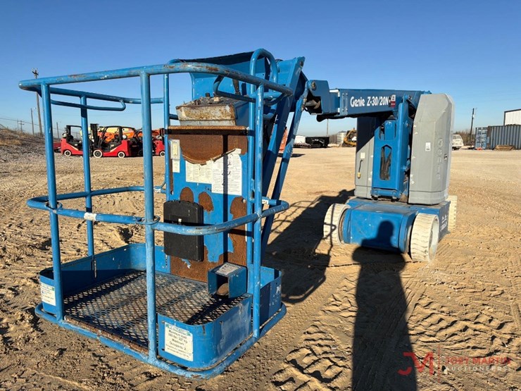 2012-genie-z30/20n-image-2