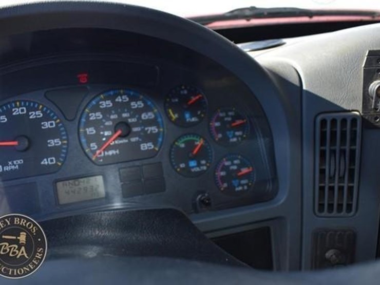 2007-international-durastar-4300-image-41