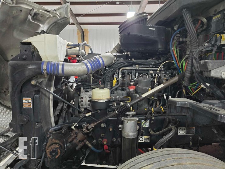 2019-kenworth-t680-image-29