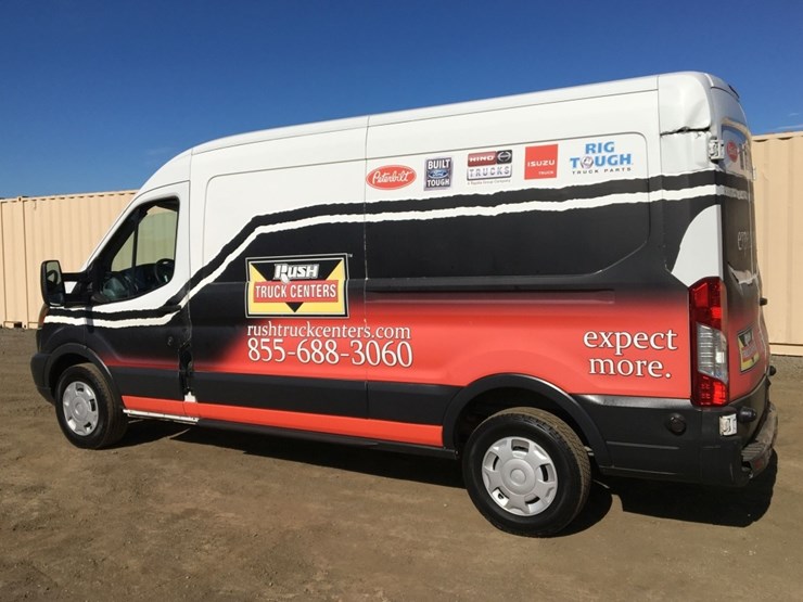 2017-ford-transit-image-4