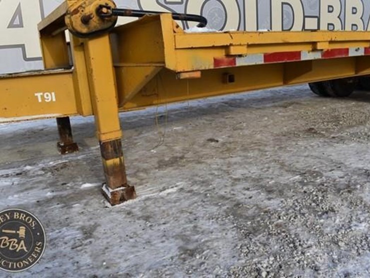 1900-flatbed-38934-image-17