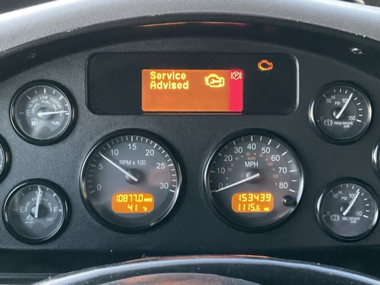 2015-peterbilt-pb348-rolloff-truck-image-24