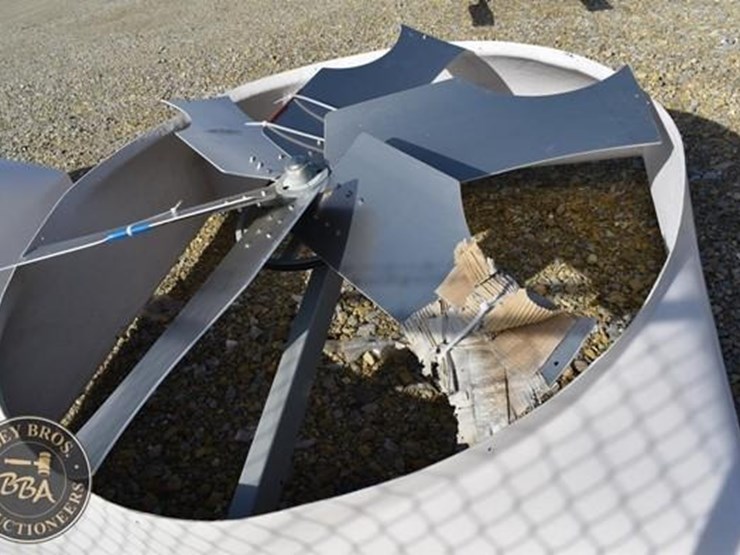 ventec-72in-barn-fan-38946-image-3