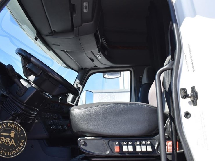 2019-international-lt-image-40