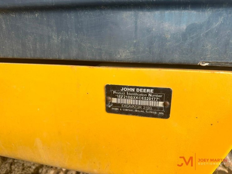 2012-deere-210g-image-11