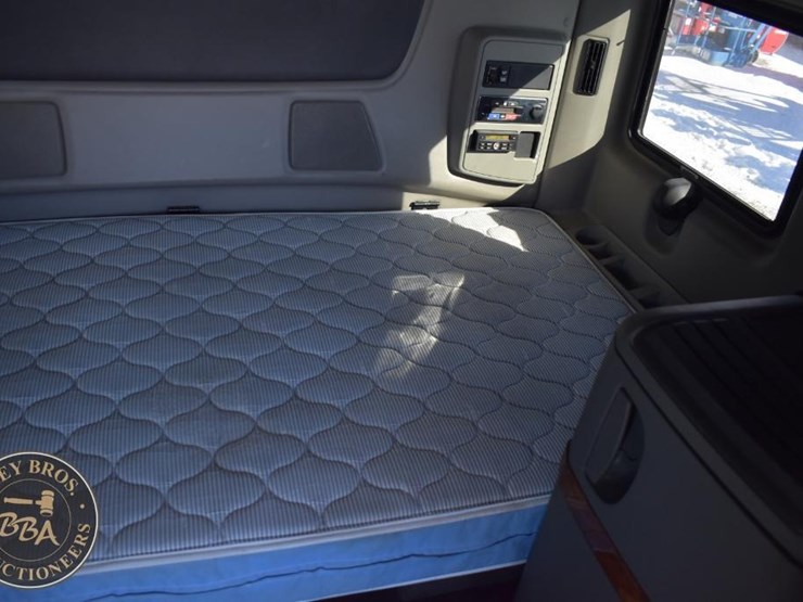 2018-international-lt-image-64