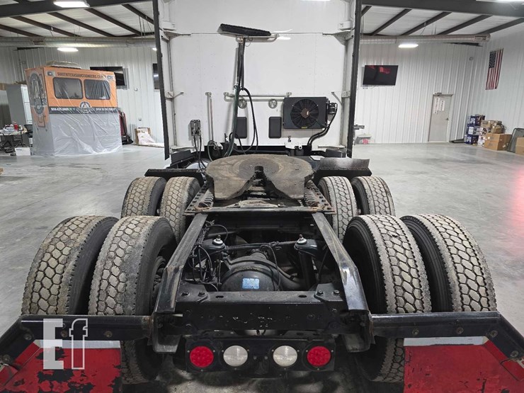 2019-kenworth-t680-image-20