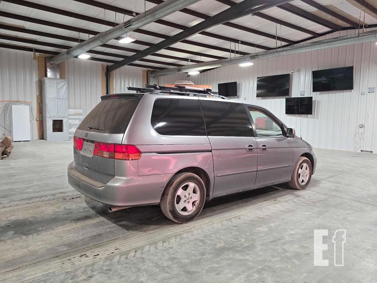 1999-honda-odyssey-image-3