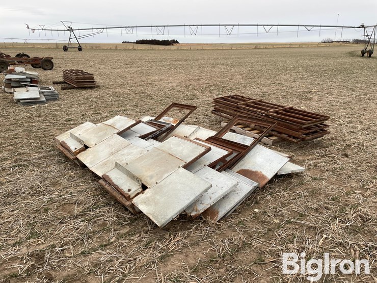 hog-farrow-crates-image-9