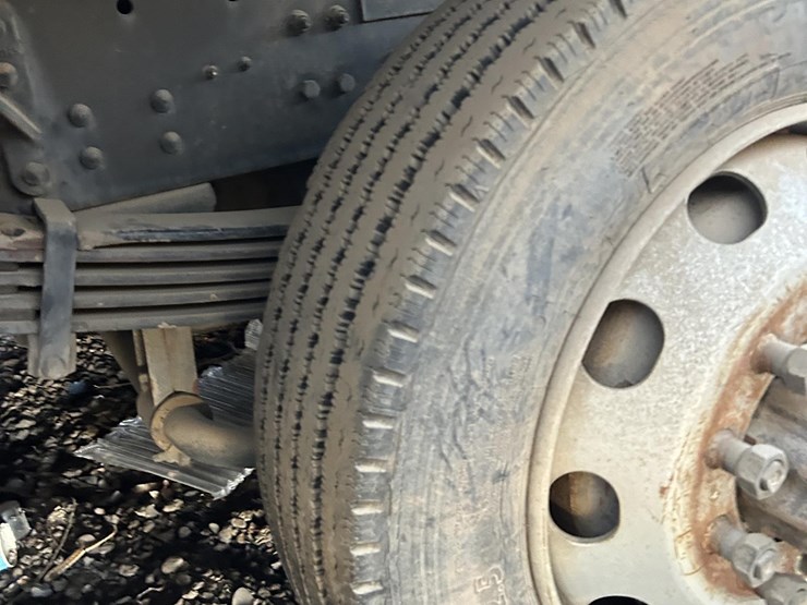 1989-volvo-fe6-image-15