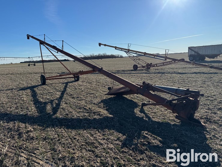 sudenga-8"x65'-auger-w/swing-out-hopper-image-4