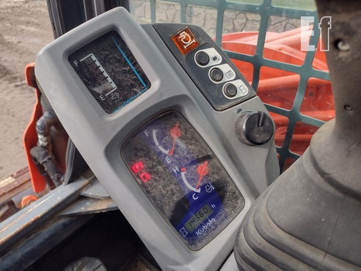 2019-kubota-svl95-2s-image-7