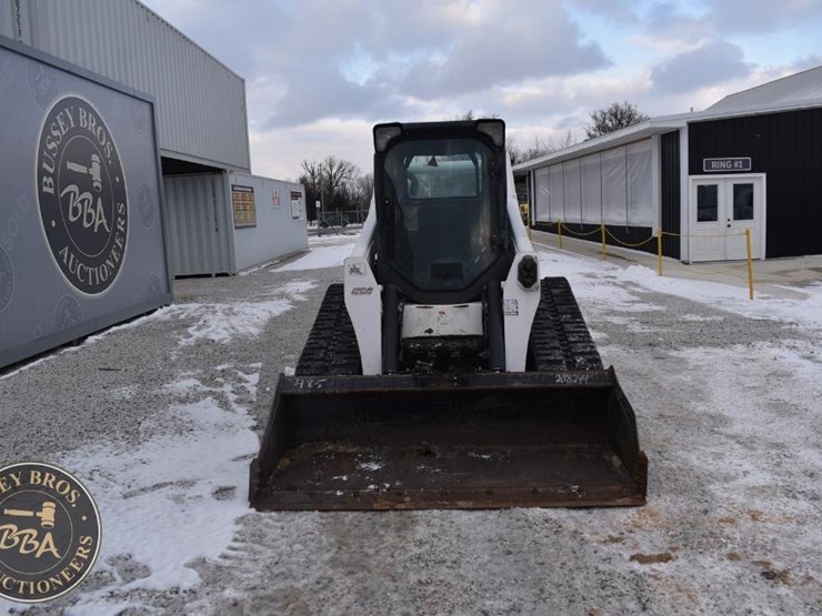 2021-bobcat-t870-image-8