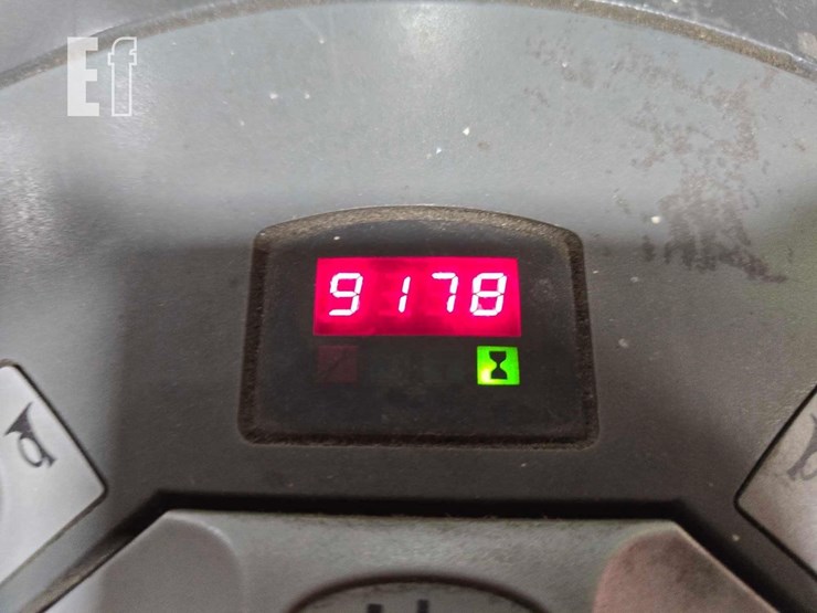 raymond-8400-image-12