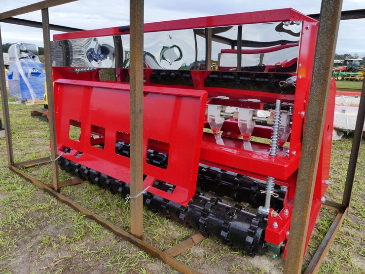 2025-agt-stsd10-72"-grain-drill-image-4